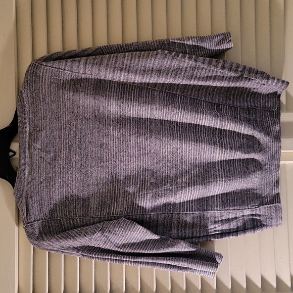 Womens Sweater - Picture 7 of 8